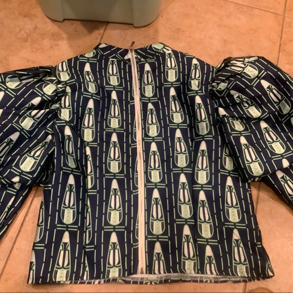 N by Nancy.  African print top - Picture 3 of 6